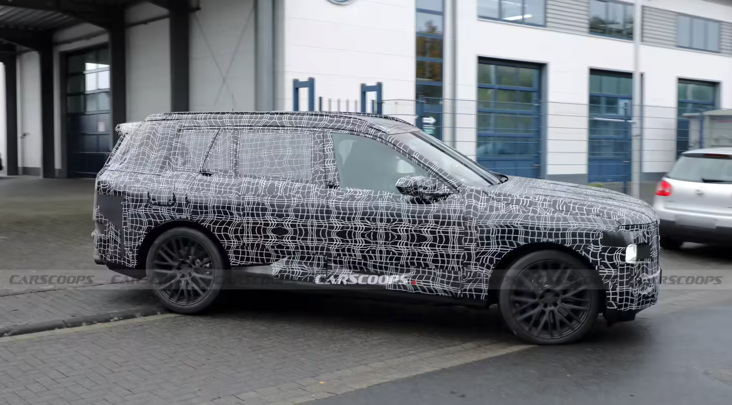 宝马新一代X7谍照曝光 搭全景视觉系统2027年上市